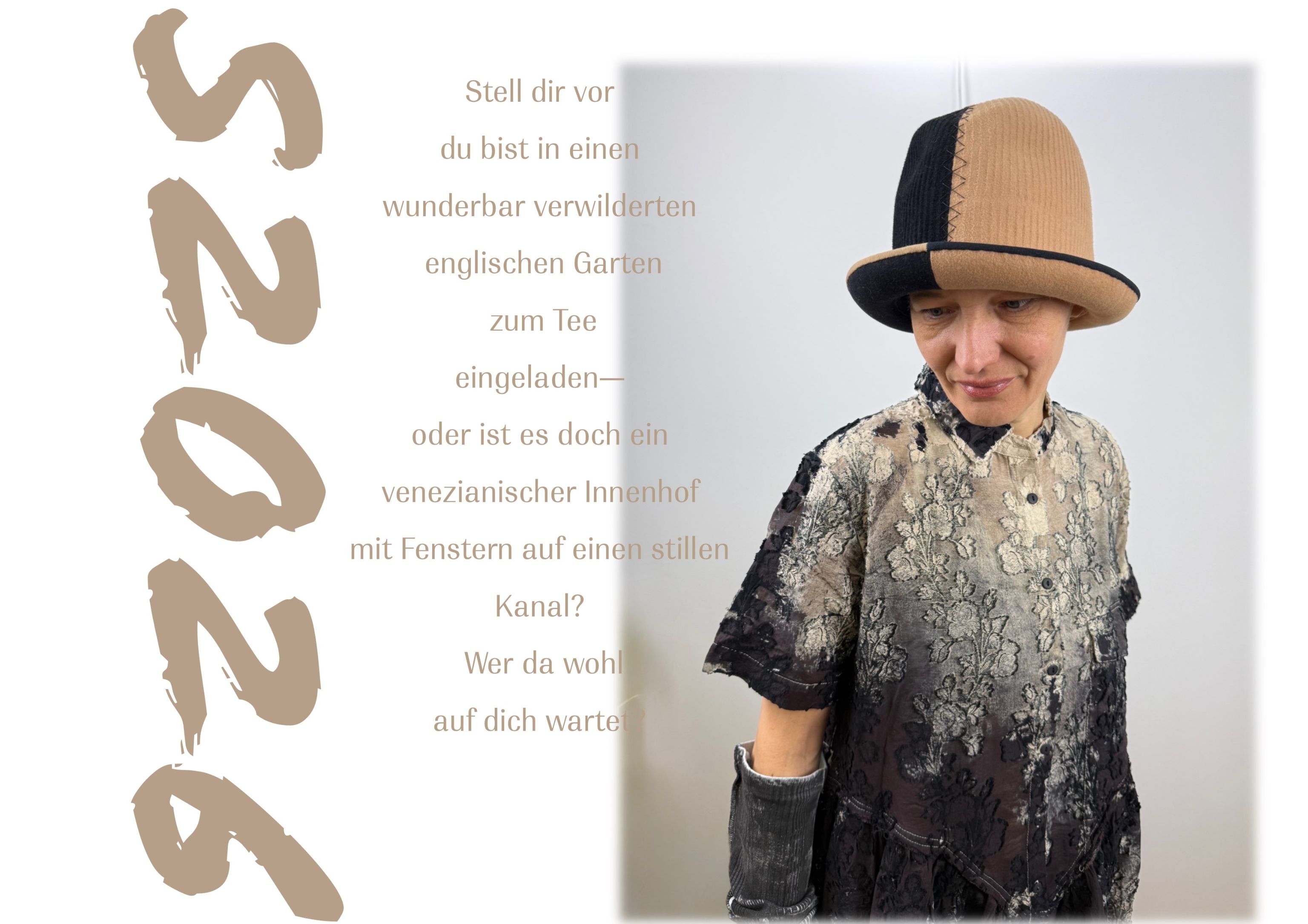 Bemaltes Kleid und Hut Unikat aus der künstlerischen Selektion der Galerie